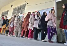 ټول پاكستانې اولس كشميريانو سره ولاړ دے٬ په 5 فروري به كشميريانو سره د بشپړه يووالي څرګندونه وكړې شي٬ د خاص مرستيالې مشعال ملك حريت لارښودو سره په ګډه خبري كنفرنس