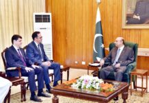 پاكستان په بيلو خطرو او چېلنجونو قابو موندلے دے٬ د چينائي صدر شي جن پنګ خپل پاكستاني همڅنګ ته د پاكستان ورځې مباركي