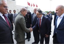 نګران دالخه وزیر سرفراز احمد بګټی پنډی بھټیاں كښې په ټرافكي پېښه كښې په شوي زيان د افسوس څرګندونه وكړه