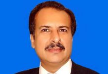 د پاكستان او چين د ملګرتيا ګټه وره رشته په باور او شريك احترام اډانه ده٬سنكيانګ يواځې تجارتي او مواصلاتي راهداري نه بلكې د دوو لويو قامونو د تړلو سبب هم ګرځي۔  د وزيراعظم انوار الحق كاكړ خطاب