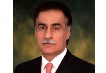 CENTCOM chief acknowledges Pakistan’s achievements in fight against terrorism, regional peace