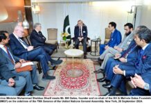 وزیراعظم شہباز شریف نال بل گیٹس دی ملاقات، پاکستان توں پولیو مکاوݨ کیتے کٹھے ٹرݨ دا عزم