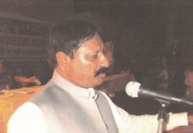 چولستان دے لوکاں دے تیار کیتے گے فن پاریں اتے پارچہ جات کوں وسیع پیمانے تے متعارف کراونڑ سانگے پورے ملک اچ ڈسپلے سنٹر قائم کیتے ویسن ،ملک محمد اقبال چنڑ
